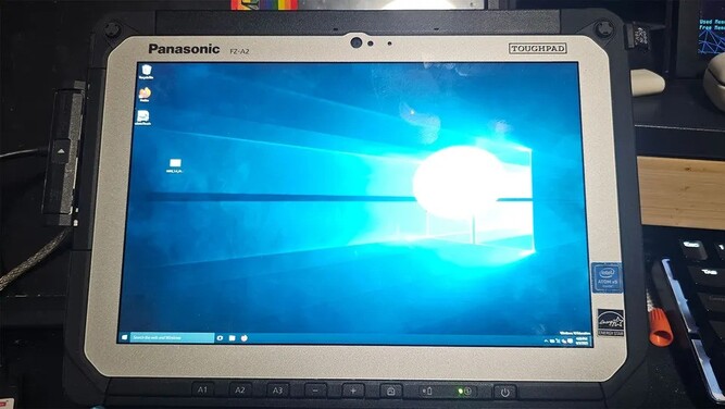 هک تمیز با هوش مصنوعی؛ ChatGPT قفل تبلت قدیمی پاناسونیک را شکست