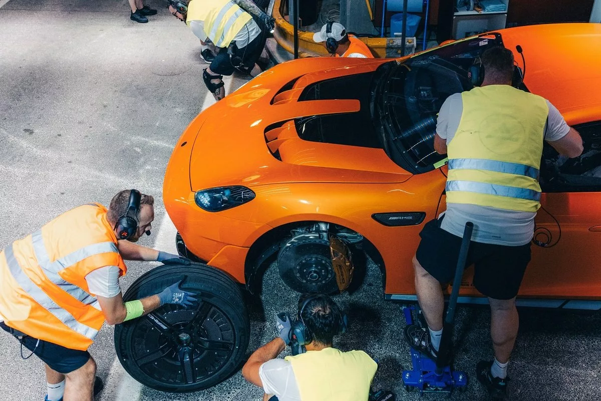 مرسدس AMG GT XX در ۷.۵ روز،‌ دور دنیا را طی کرد