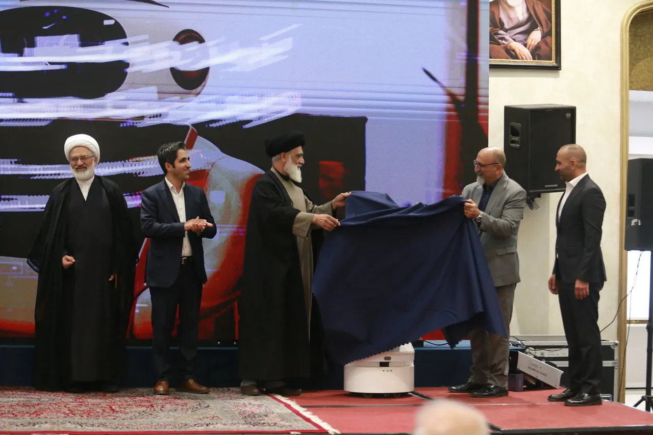 رونمایی از نخستین ربات وکیل ایرانی؛ روبولگال