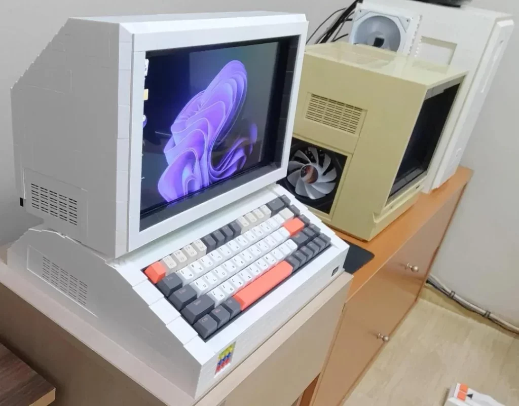 ایده خلاقانه کاربر ردیت: سرهمکردن یک کامپیوتر شبیه Apple II با قطعات لگو