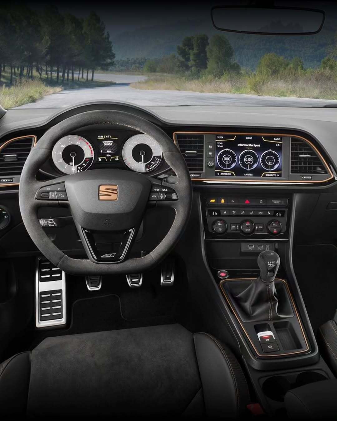 آیا این خودرو زیباترین هاچبک جهان است؟