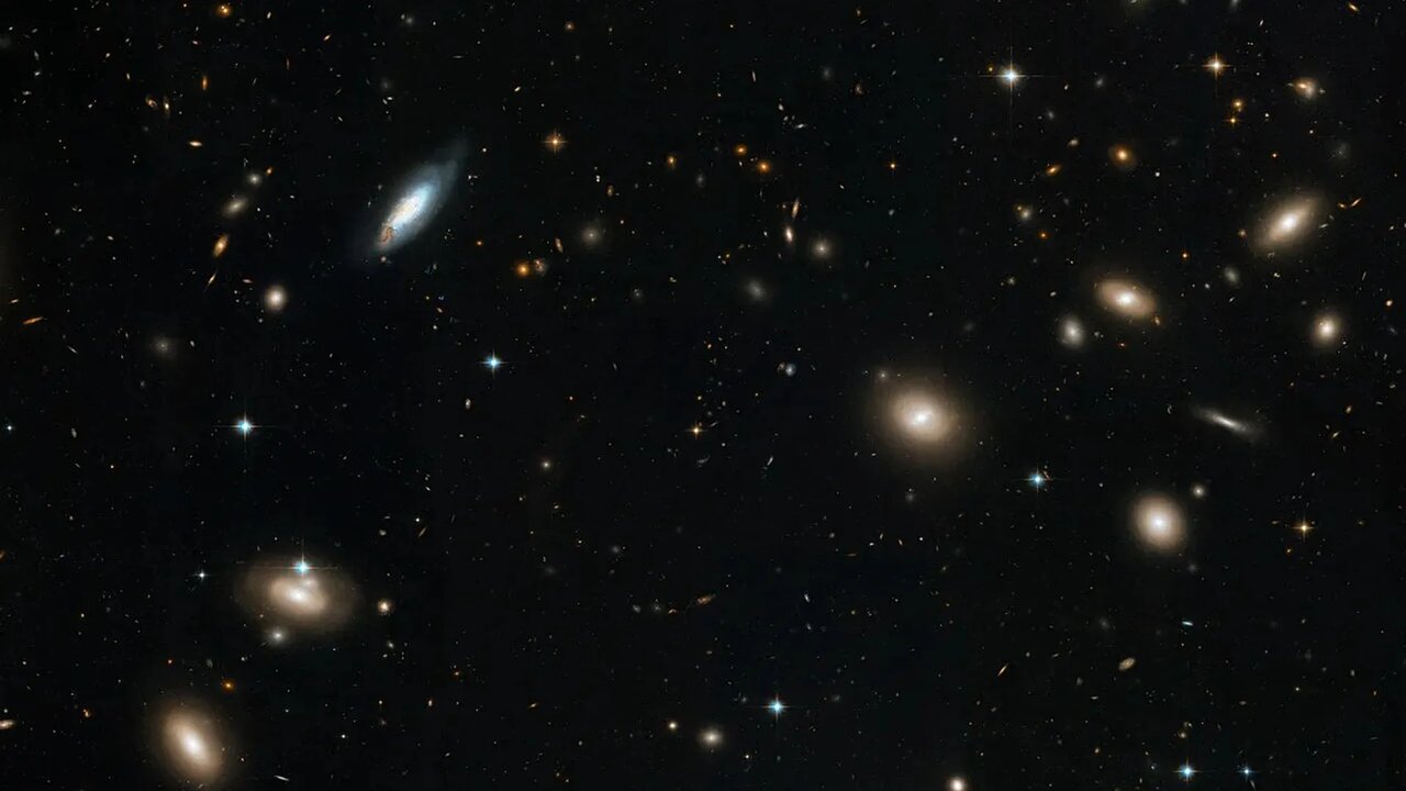 برای نخستین بار درخشش مرموز ماده تاریک دیده شد