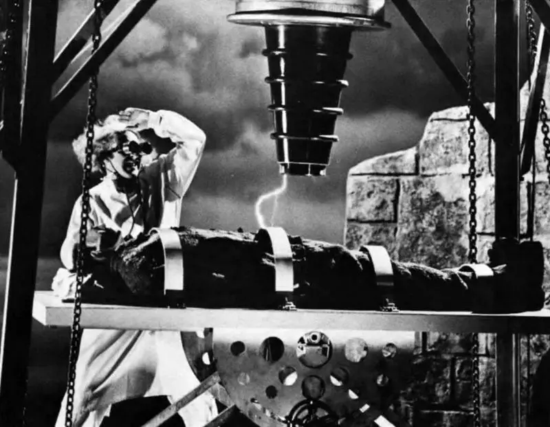 بازگشت هیولای فرانکنشتاین؛ آیا علم می‌تواند مردگان را زنده کند؟