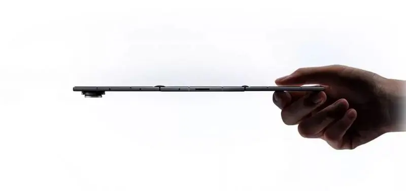 رونمایی از اولین گوشی تاشو سه تکه سامسونگ