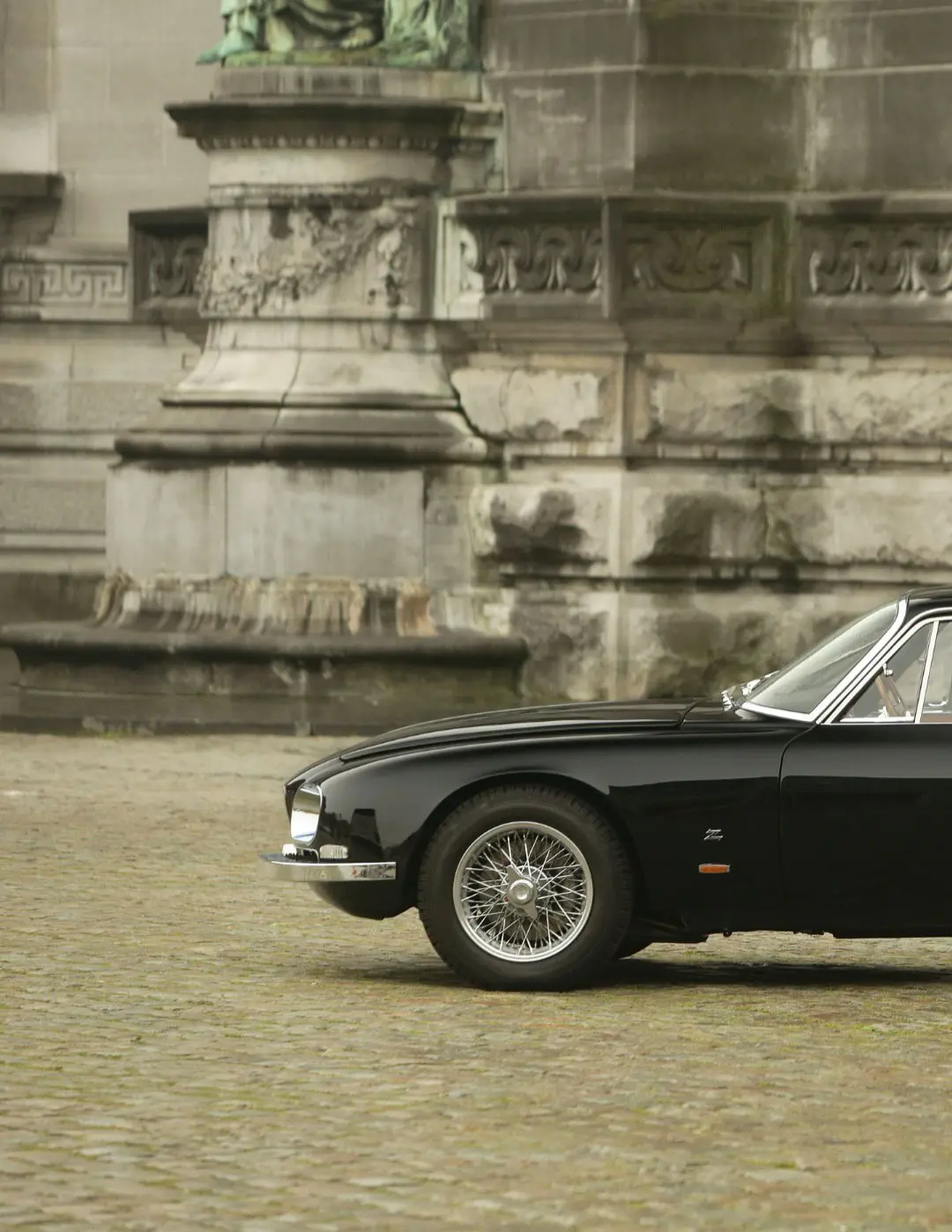 خودروی افسانهای سوفیا لورن از نایابترین کلاسیکهای جهان